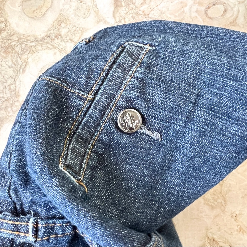 American Rag Spring Break Jean Short Shorts with Flattering Pleats and Curves 7 - Picture 6 of 7